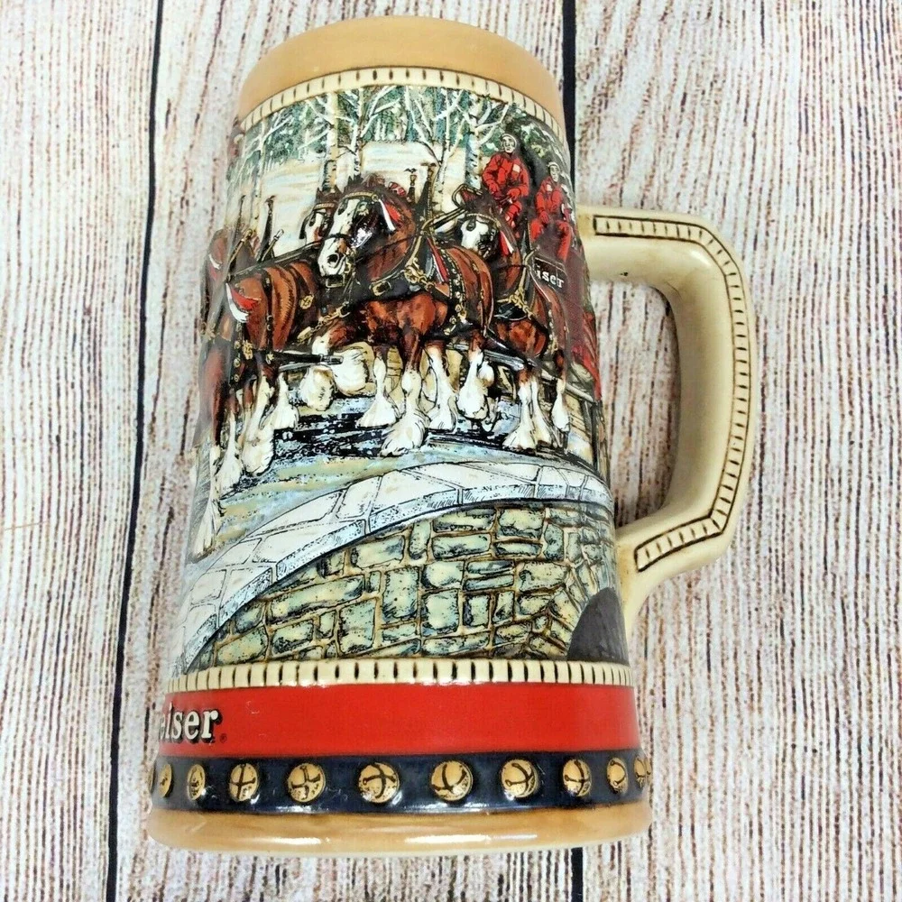 Vintage 1988 Anheuser Busch Budweiser Christmas Beer‎ Stein- Clydesdales Mug